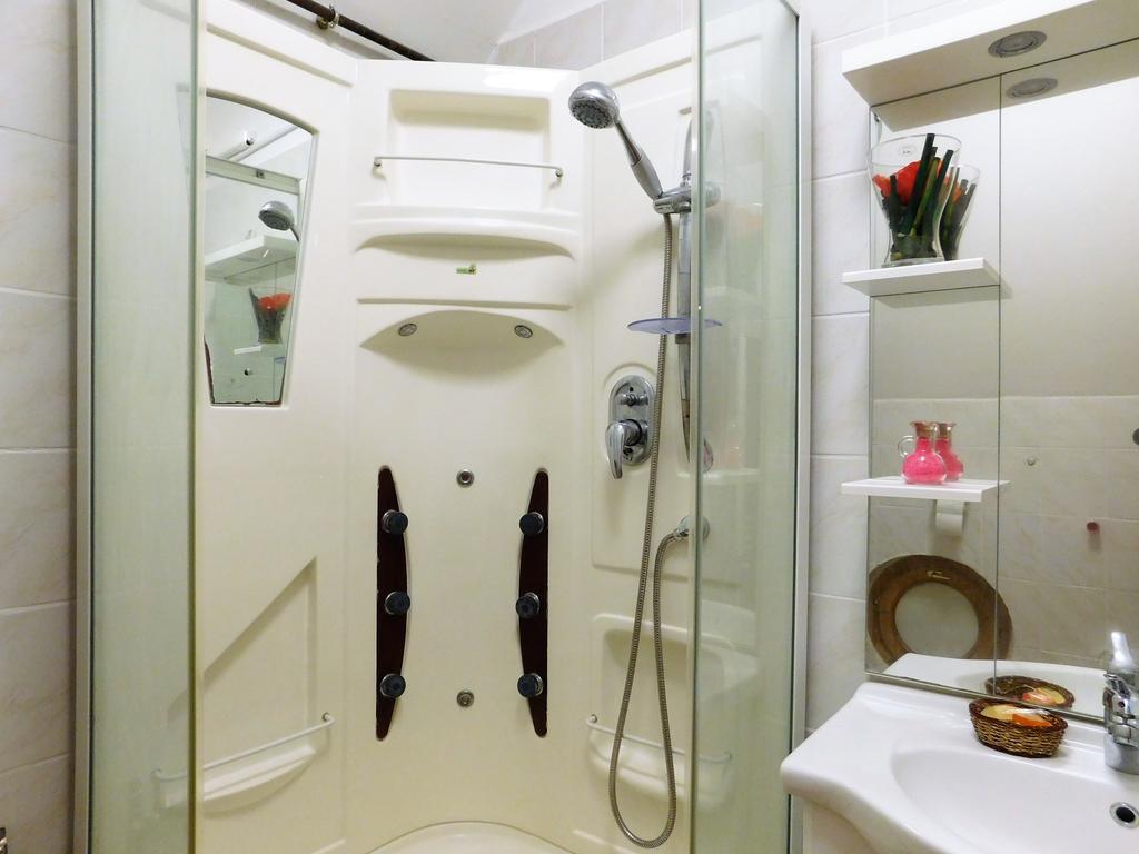 Tulipan Apartman Balatonalmadi Ngoại thất bức ảnh